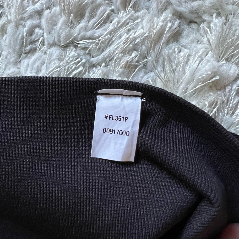 SPANX EcoCare Seamless Leggings - Picture 7 of 11